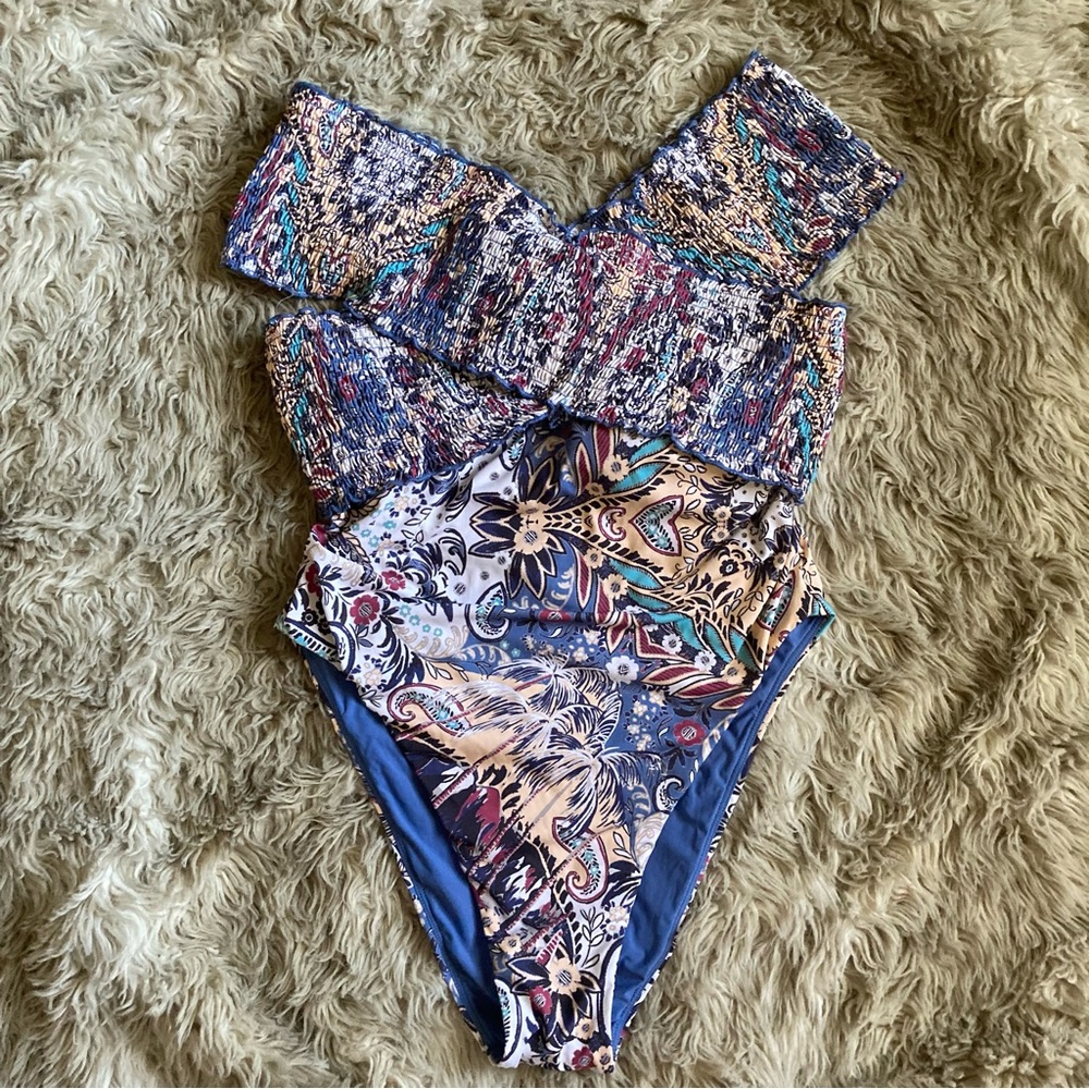By anthropologie smocked off shoulder one piece swim suit womens XL NWT - Picture 3 of 10